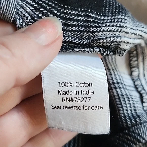 SO Black and White Plaid Cotton Flannel Long Sleeve Jr's size - Picture 7 of 8